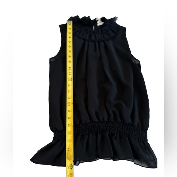 Kenneth Cole New York Black Ruffle Sleeveless Blouse Size 5P - Picture 8 of 17